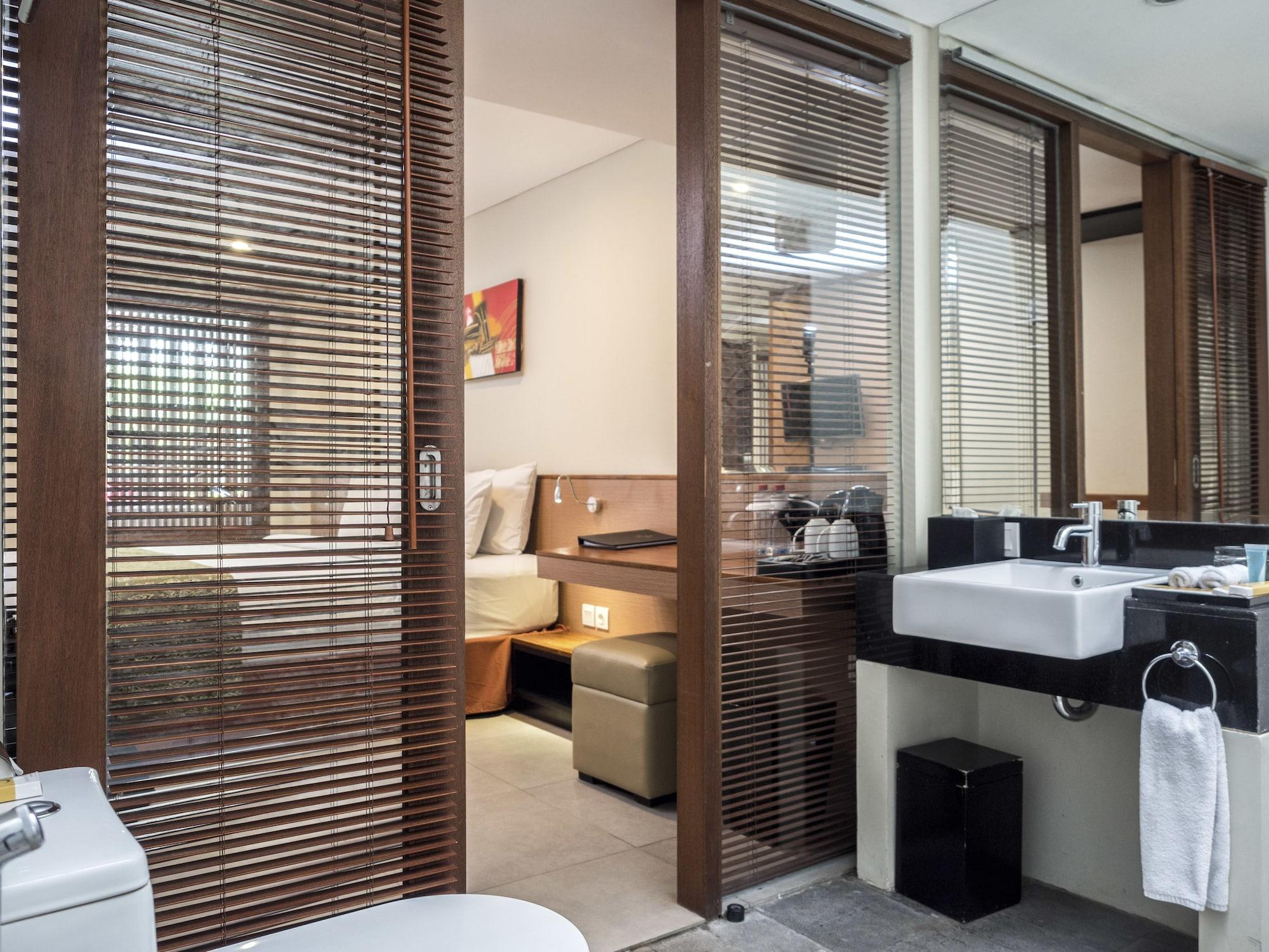 Savvoya Hotel Seminyak Εξωτερικό φωτογραφία