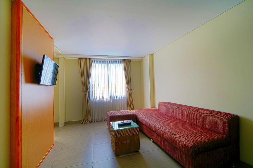 Savvoya Hotel Seminyak Εξωτερικό φωτογραφία