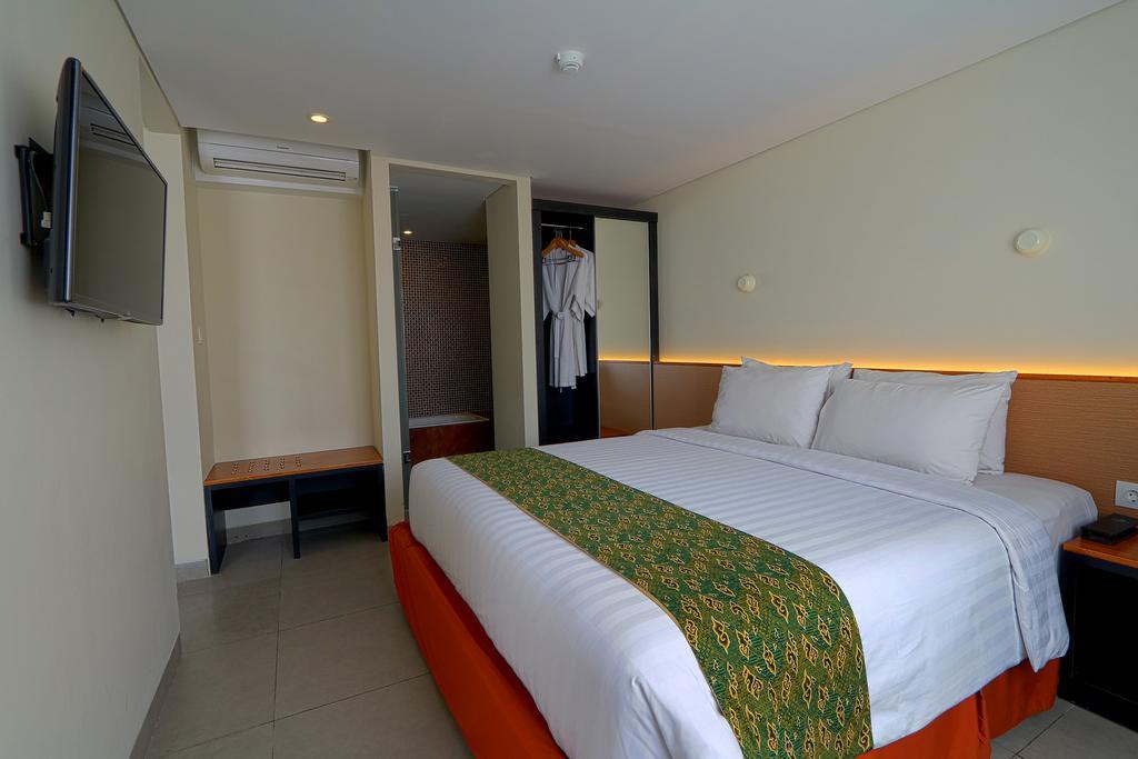 Savvoya Hotel Seminyak Εξωτερικό φωτογραφία