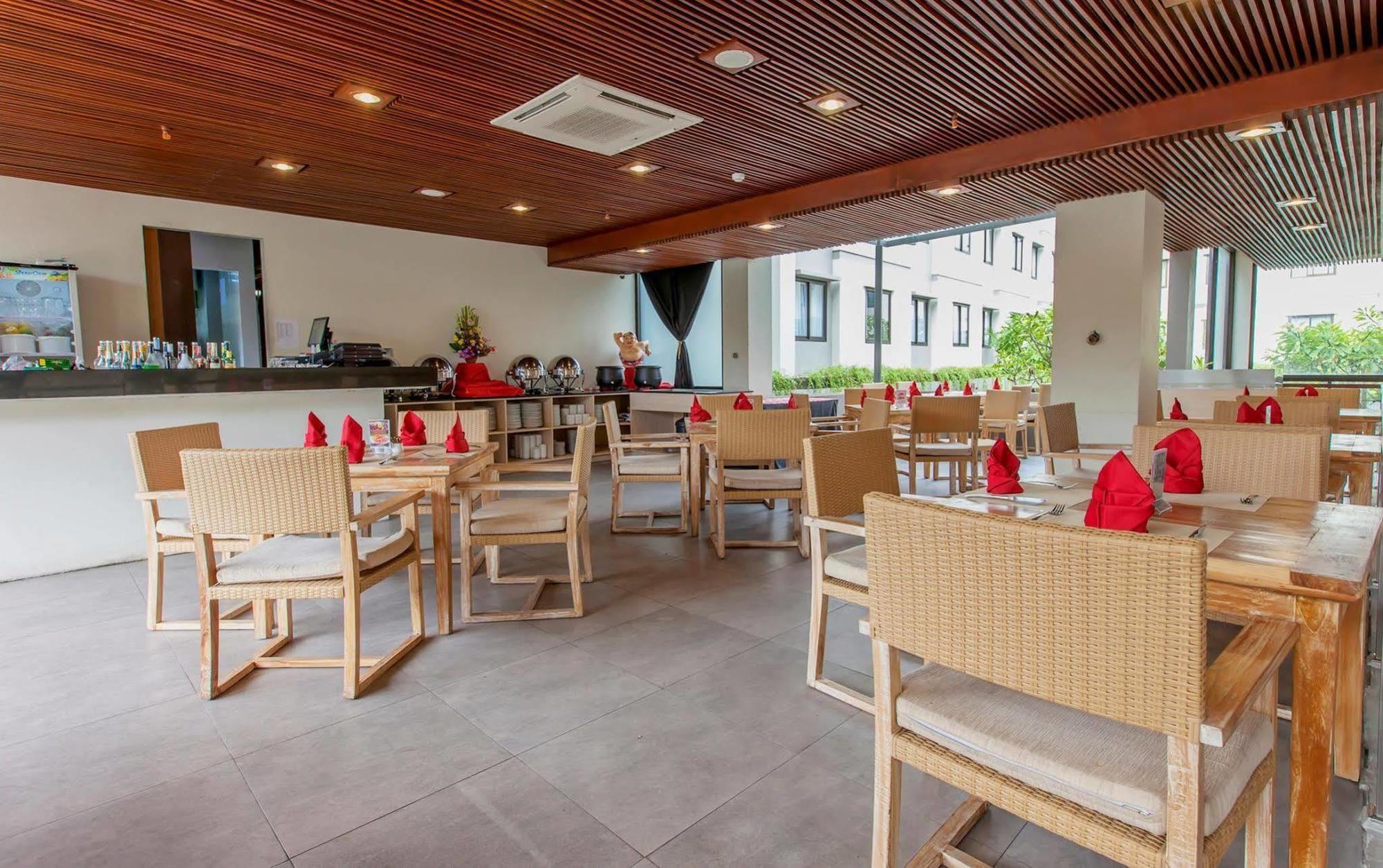 Savvoya Hotel Seminyak Εξωτερικό φωτογραφία
