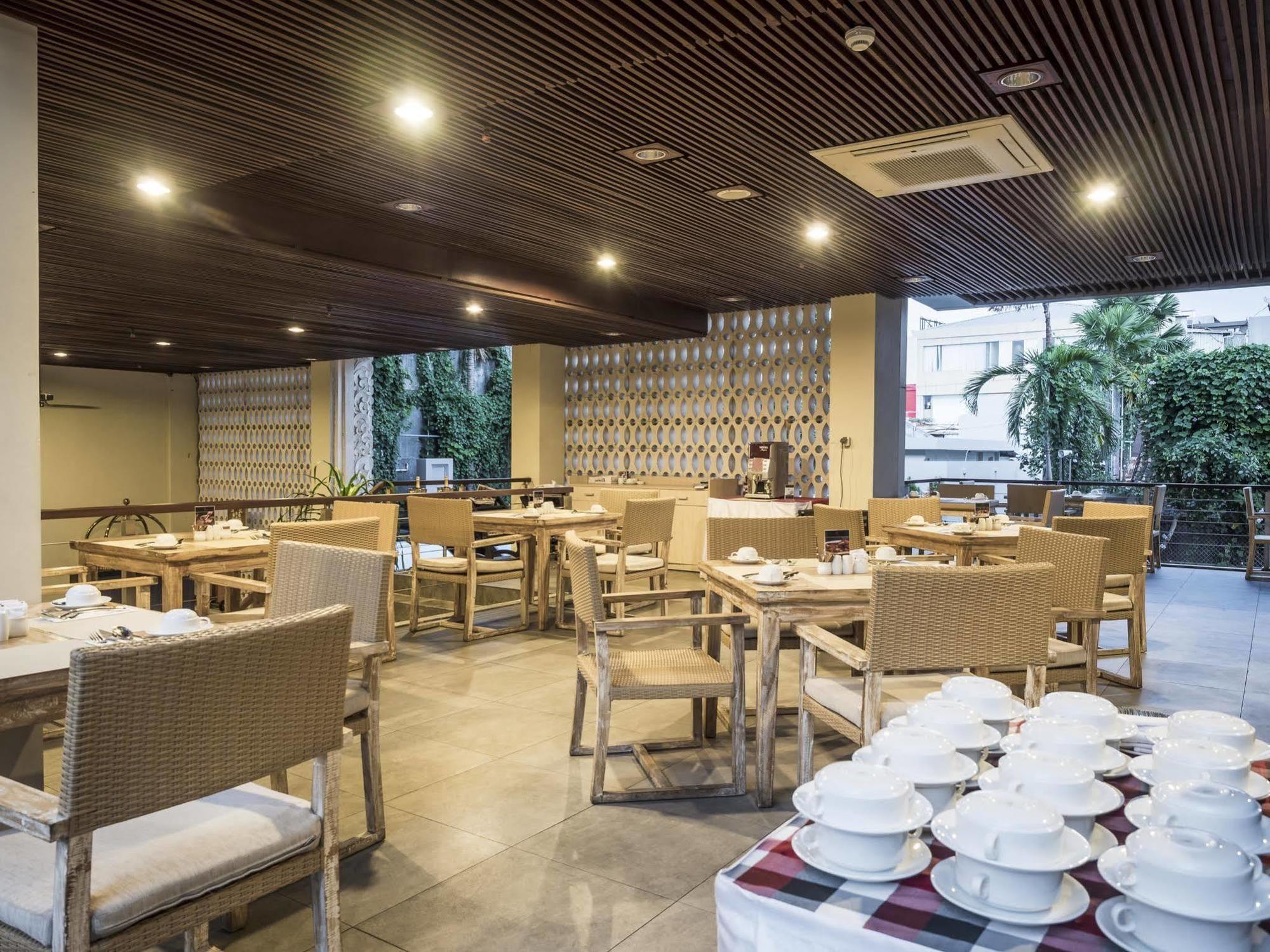 Savvoya Hotel Seminyak Εξωτερικό φωτογραφία