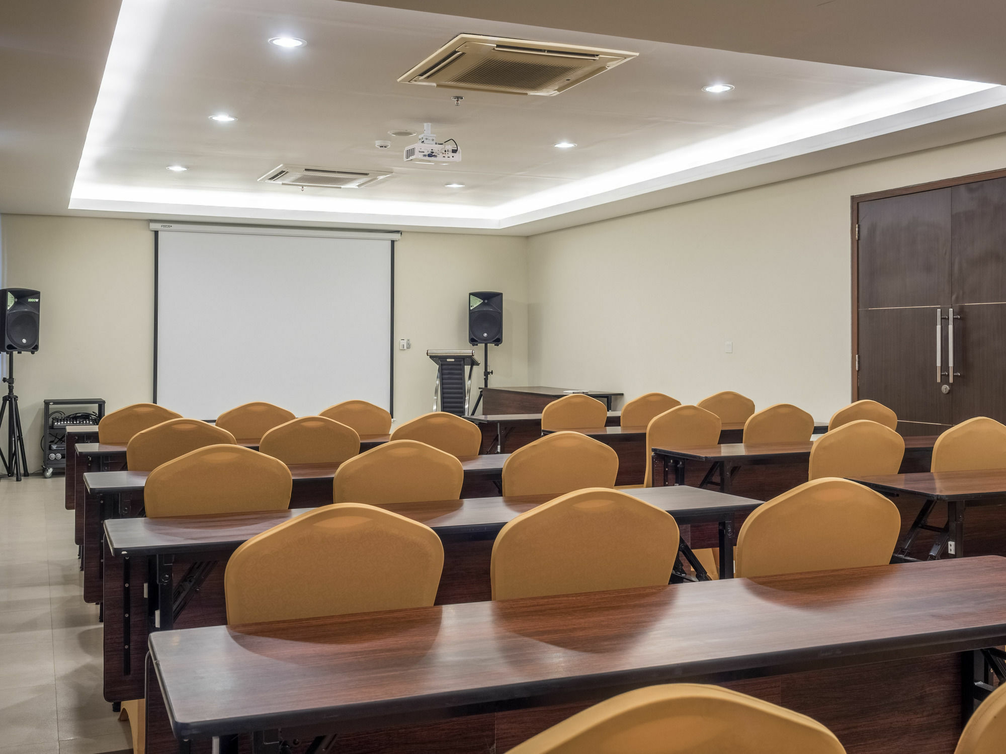 Savvoya Hotel Seminyak Εξωτερικό φωτογραφία