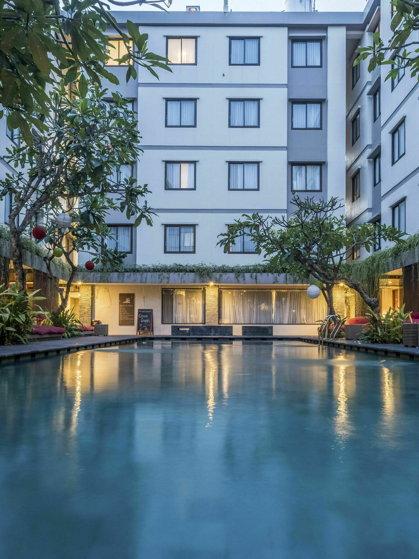 Savvoya Hotel Seminyak Εξωτερικό φωτογραφία